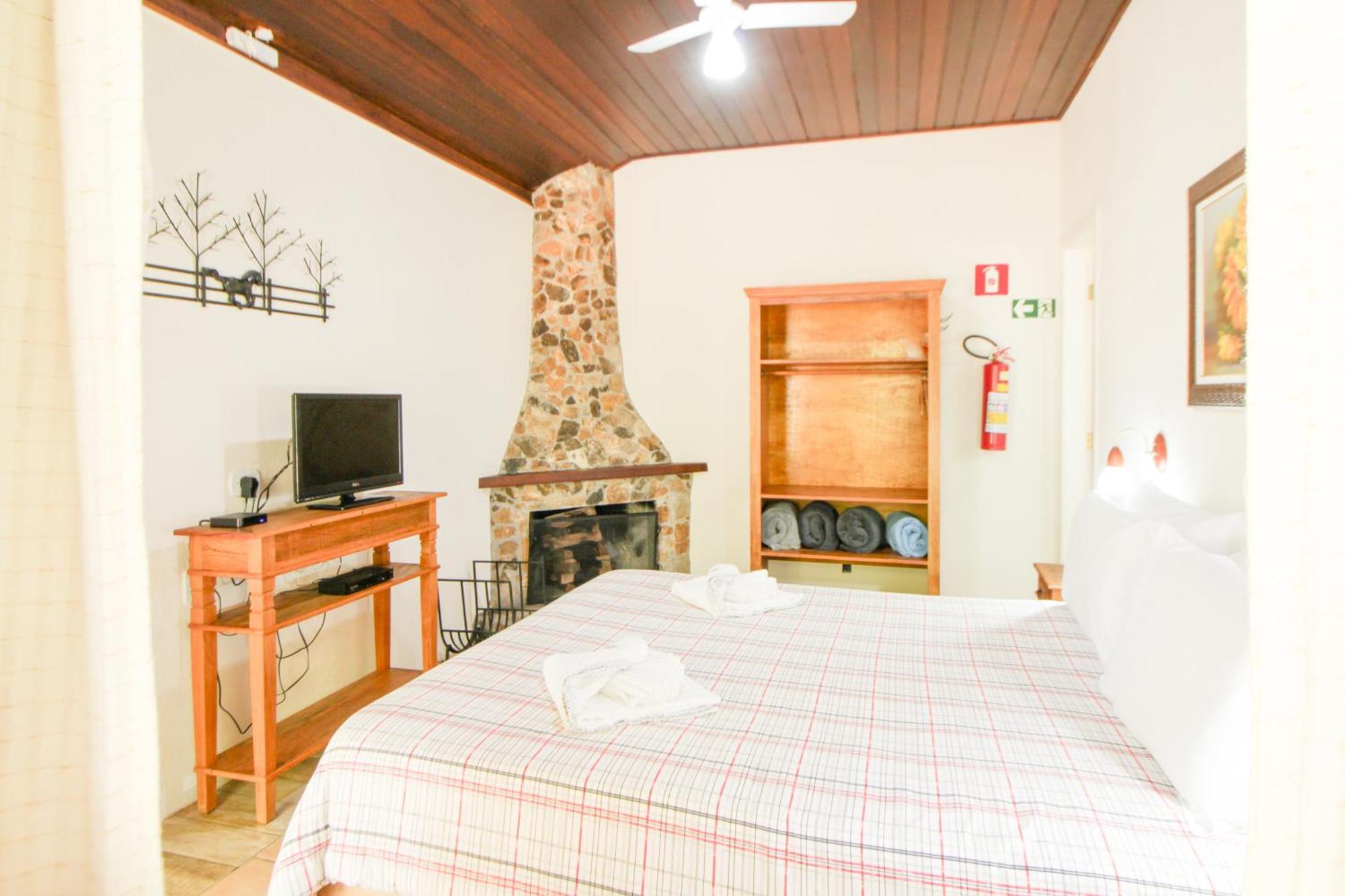 Pousada Highland Santo Antonio do Pinhal Room photo